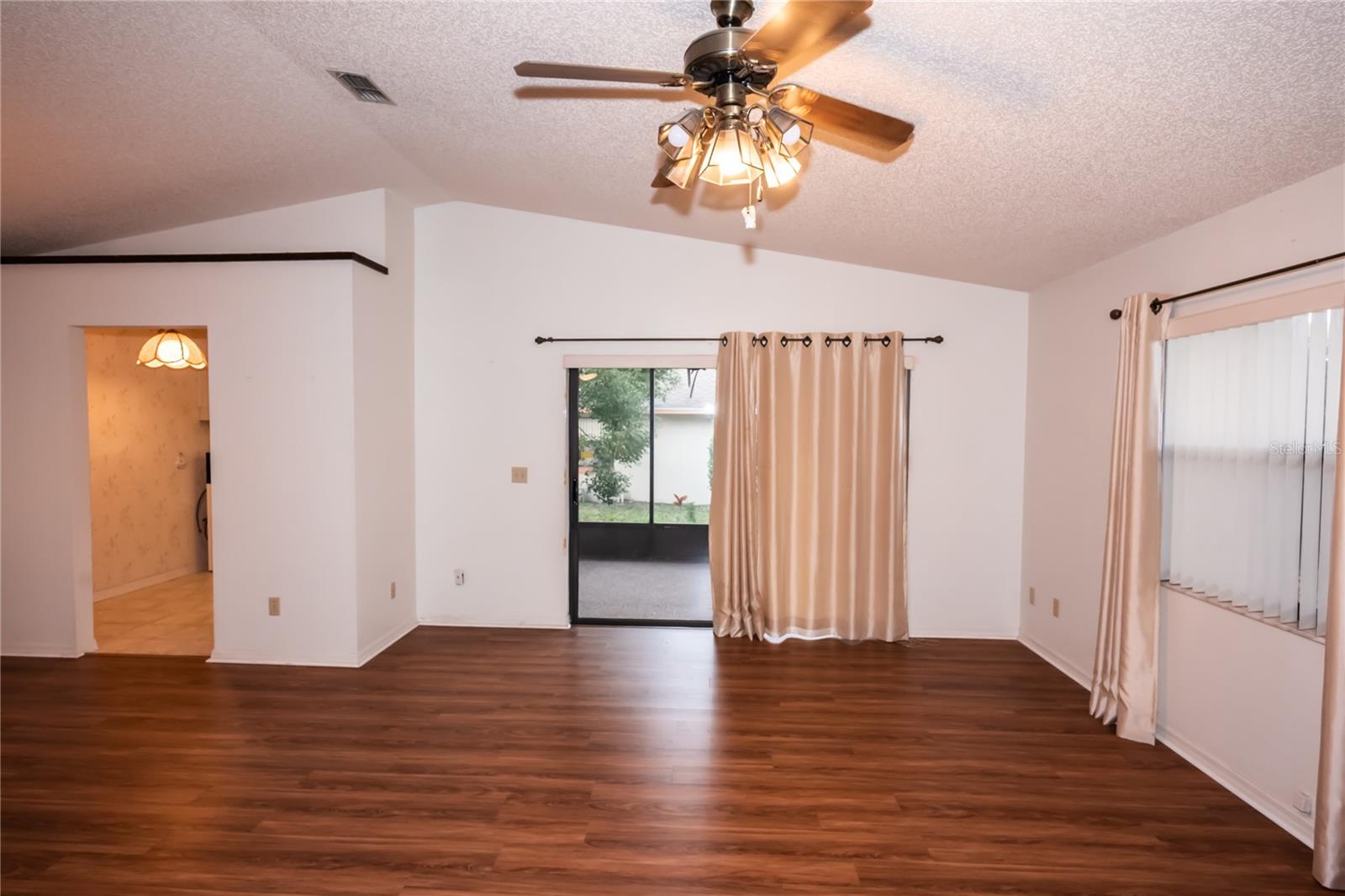 TANGERINE TRAILS - Residential