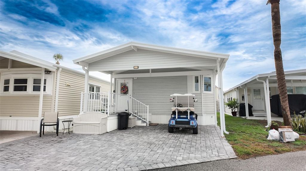 Photo of 9000 Us Hwy 192 #676, Clermont, FL 34714 (MLS # S5133518)