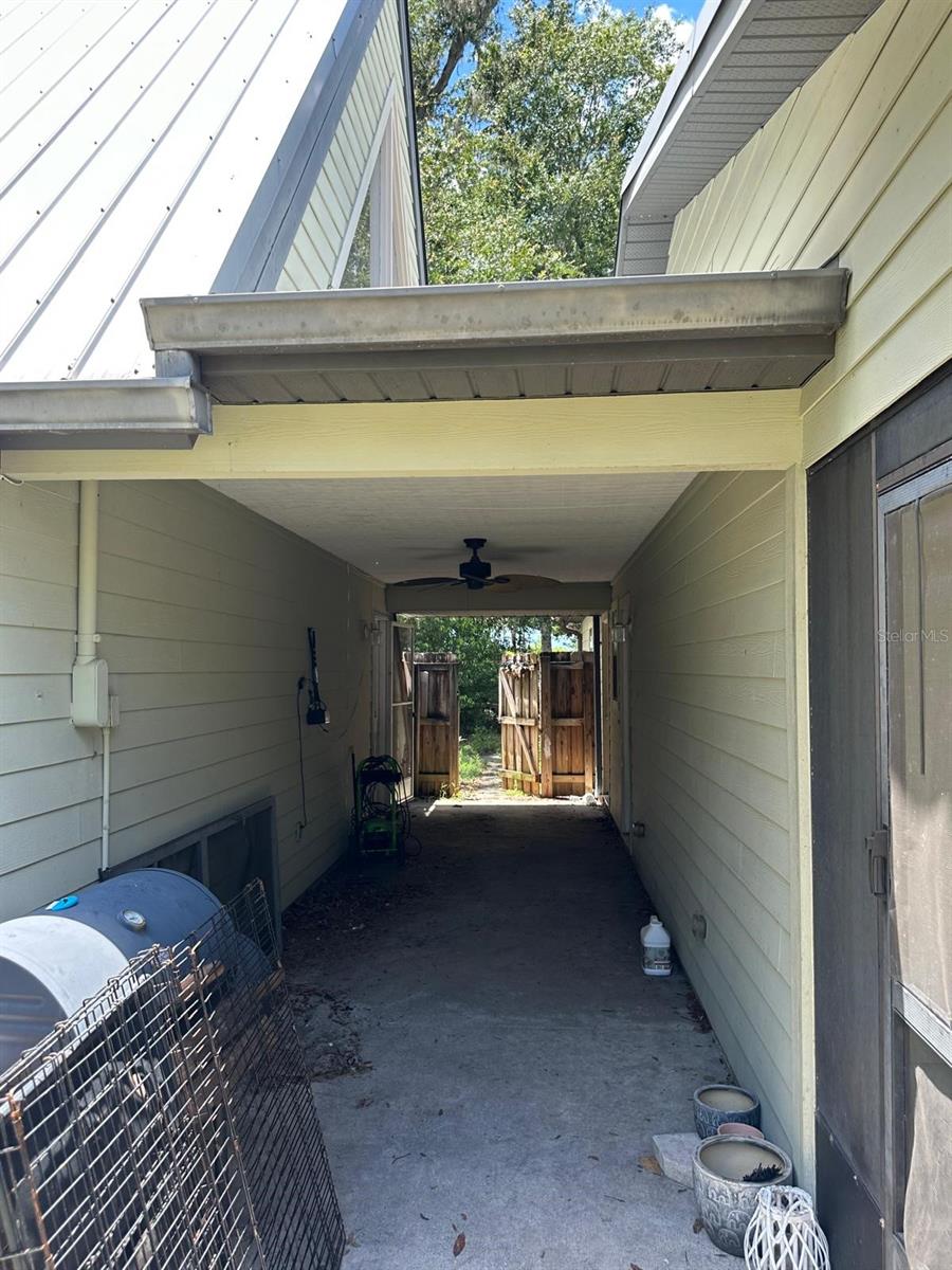 810 EASTOVER CIRCLE