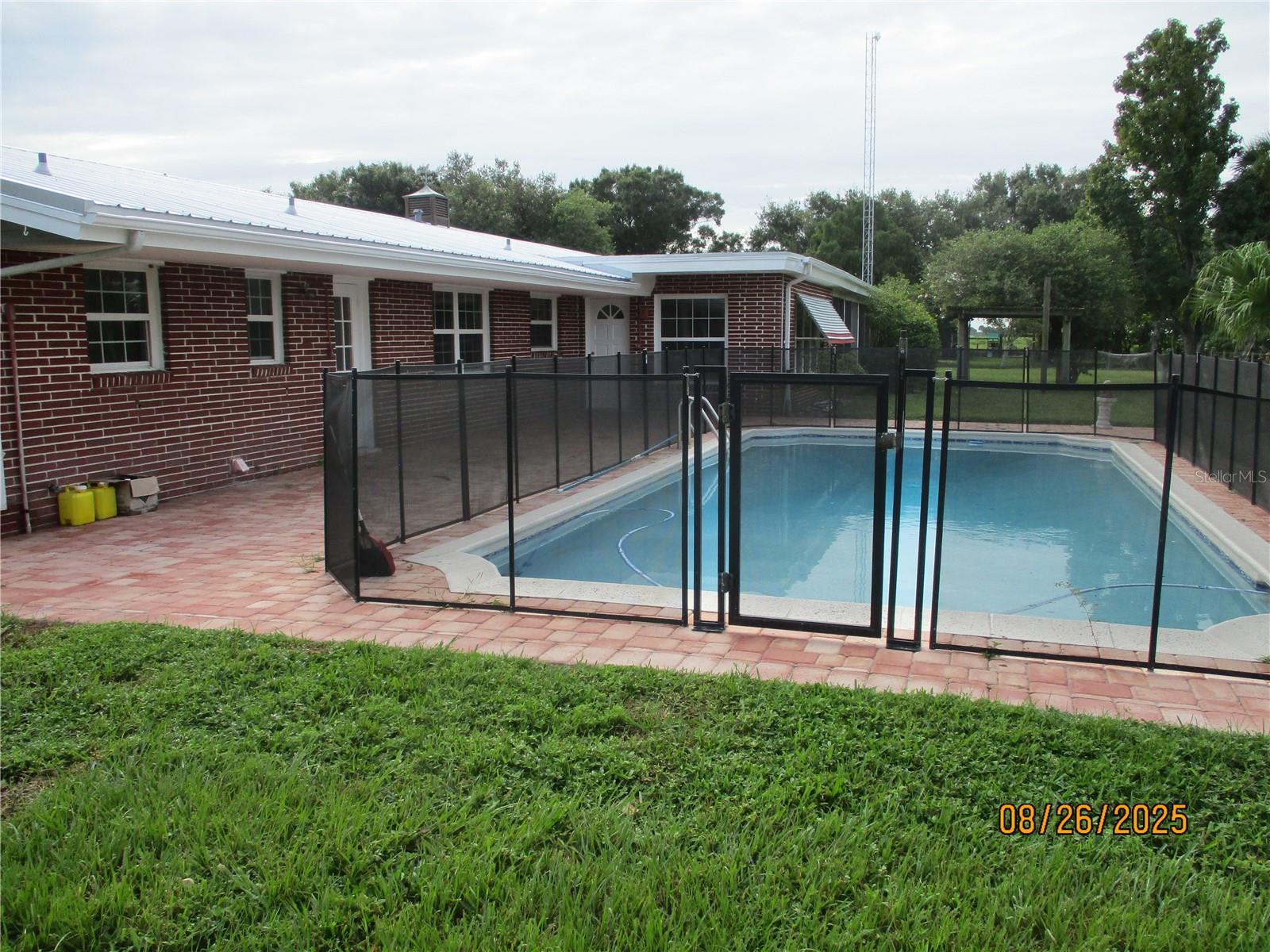 SEE LONG LEGAL DESCRIPTION - Residential