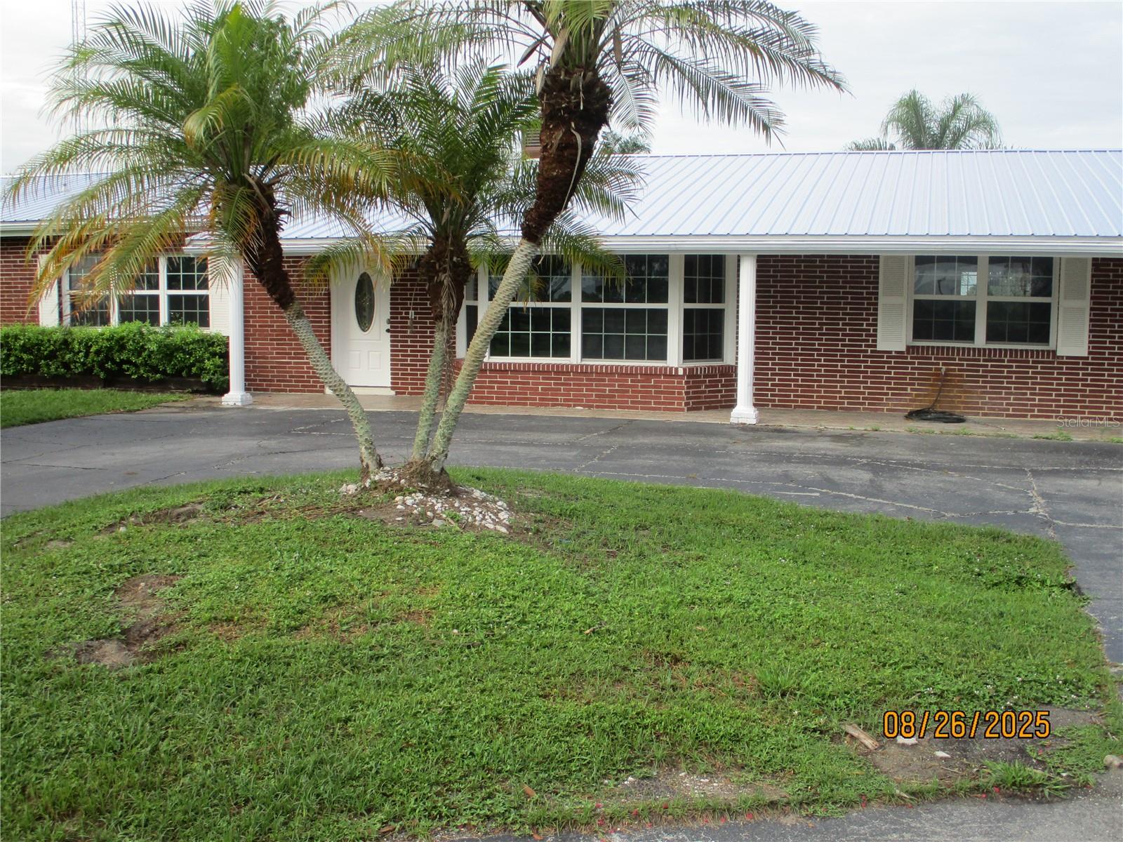 SEE LONG LEGAL DESCRIPTION - Residential