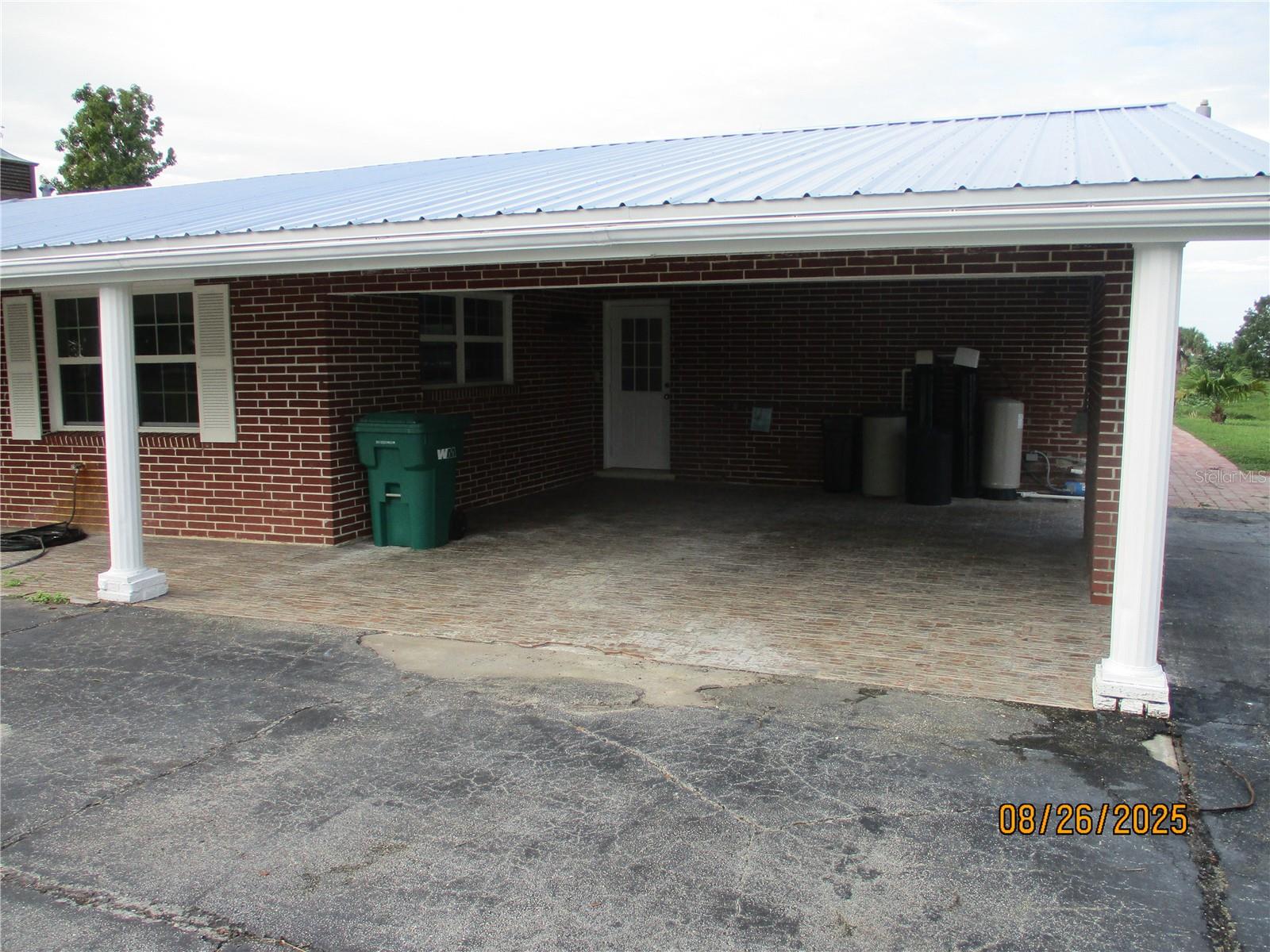 SEE LONG LEGAL DESCRIPTION - Residential