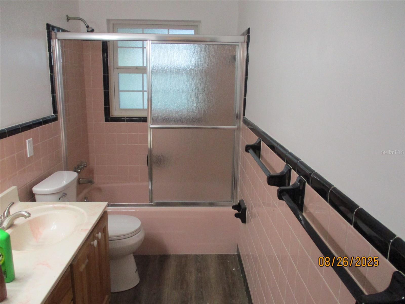 SEE LONG LEGAL DESCRIPTION - Residential