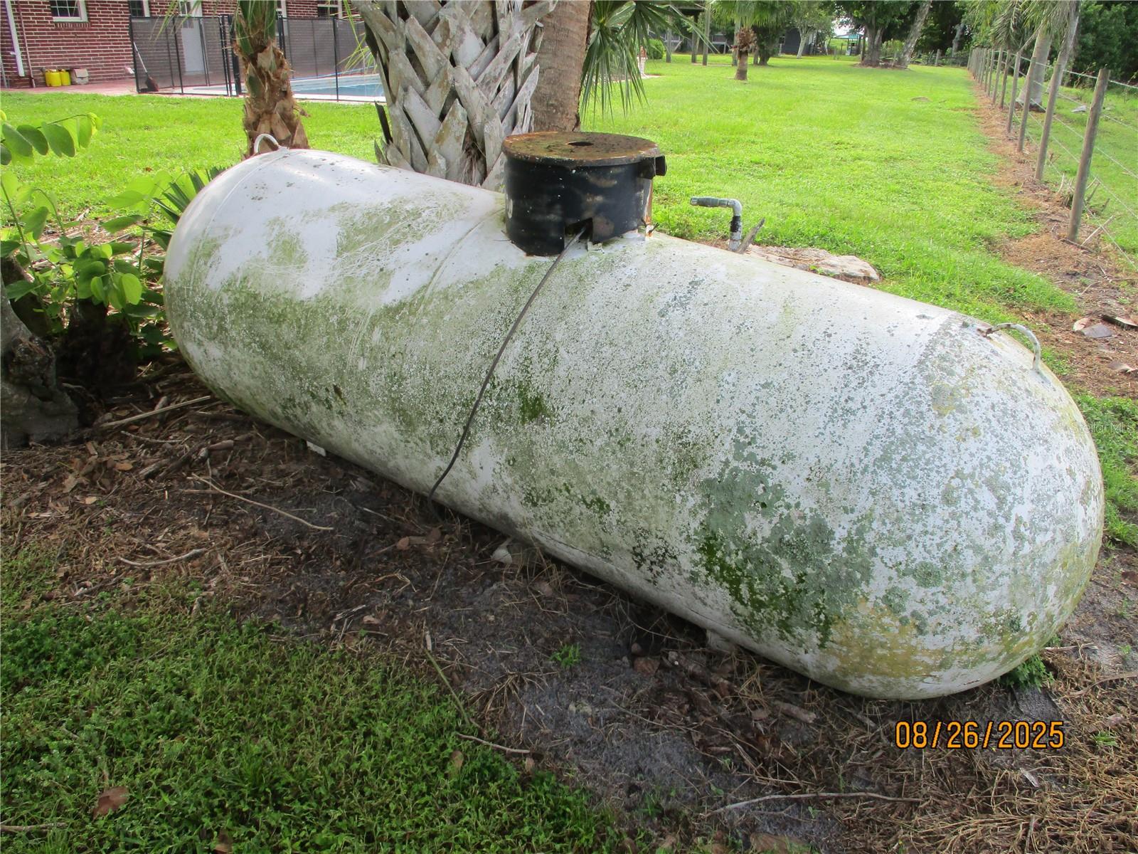 SEE LONG LEGAL DESCRIPTION - Residential