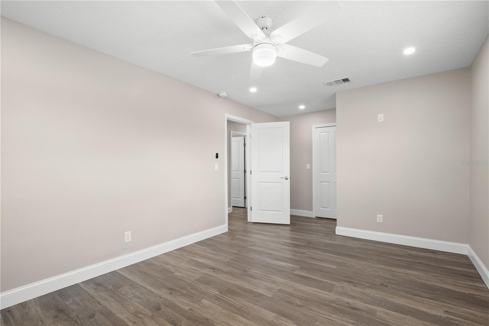 HIGHLAND LAKES CONDO - Residential