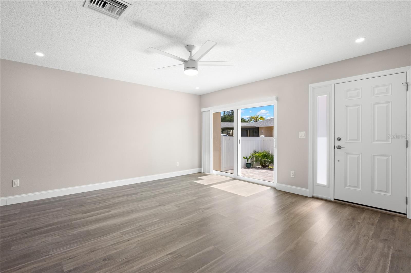 HIGHLAND LAKES CONDO - Residential