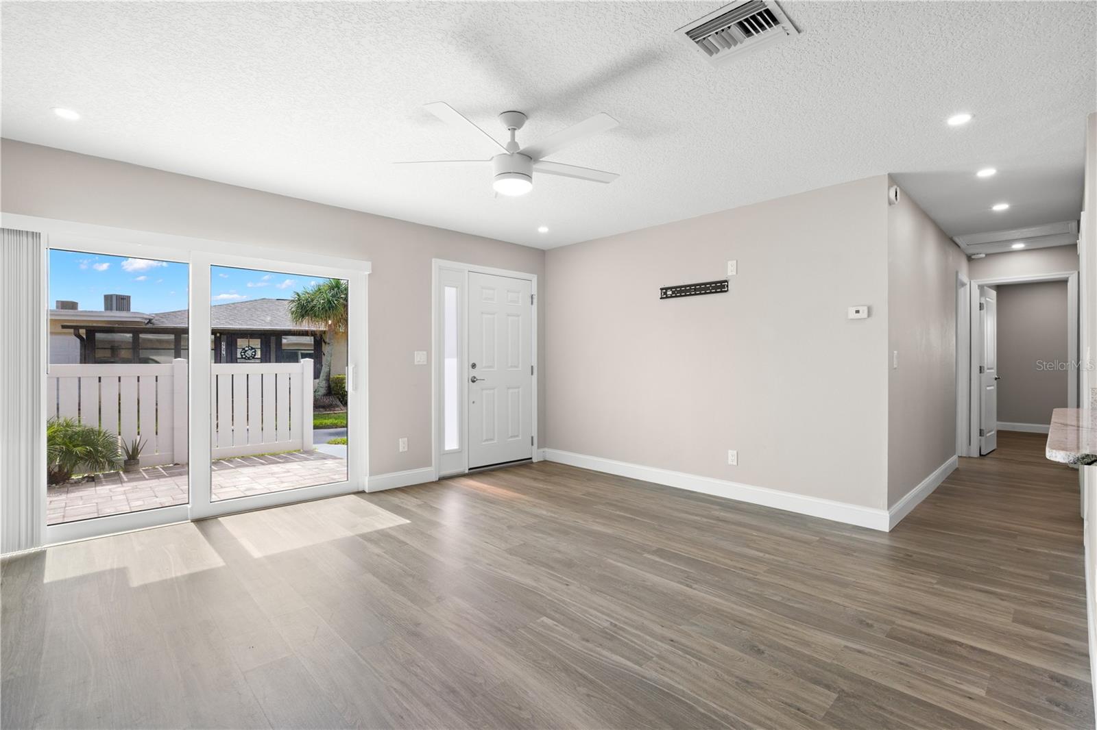 HIGHLAND LAKES CONDO - Residential