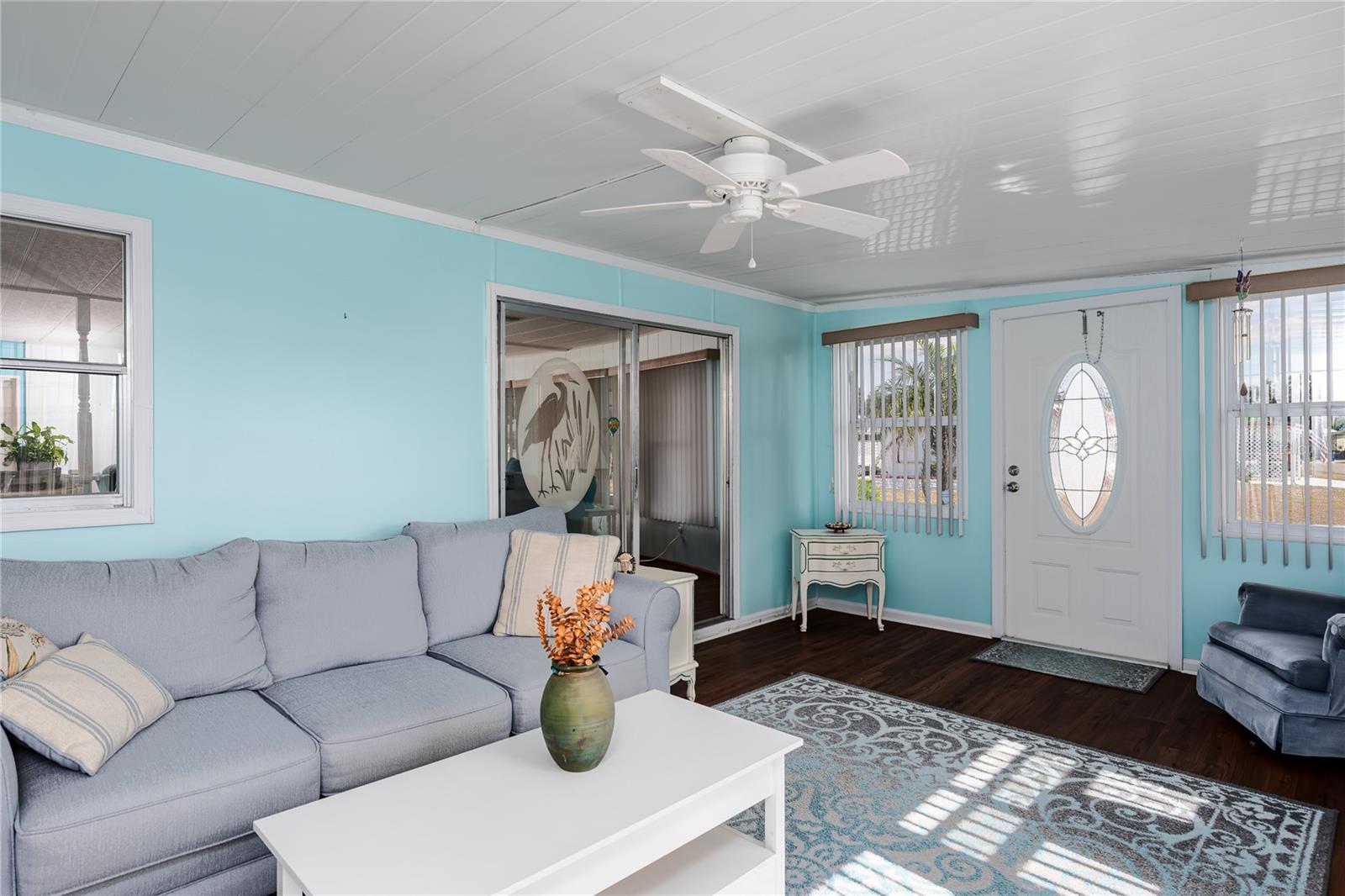 1003 45TH AVENUE DRIVE E