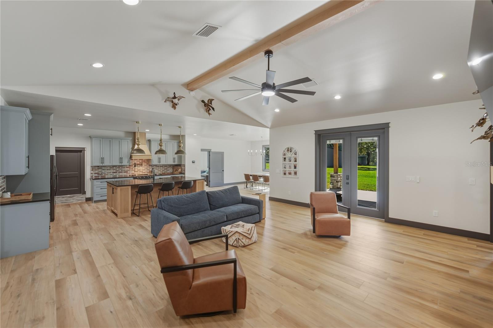 ACREAGE - Residential