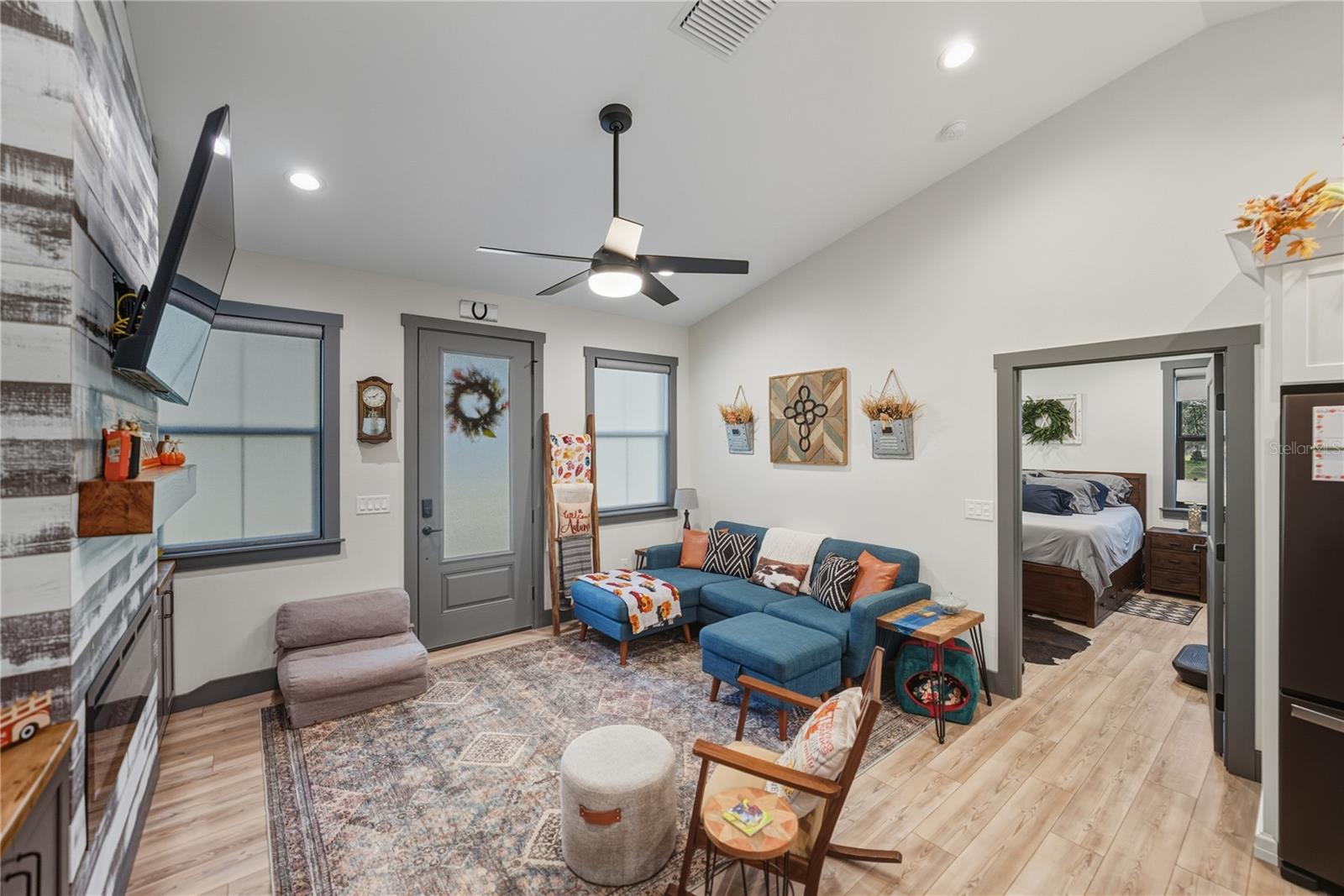 ACREAGE - Residential