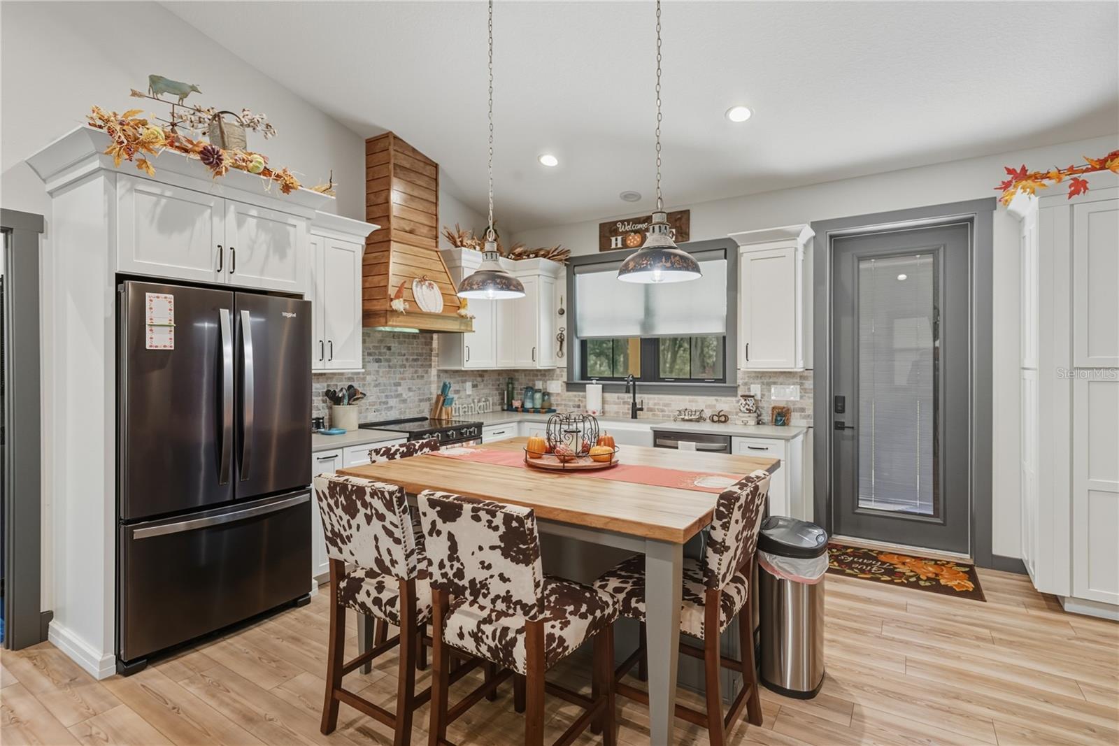 ACREAGE - Residential