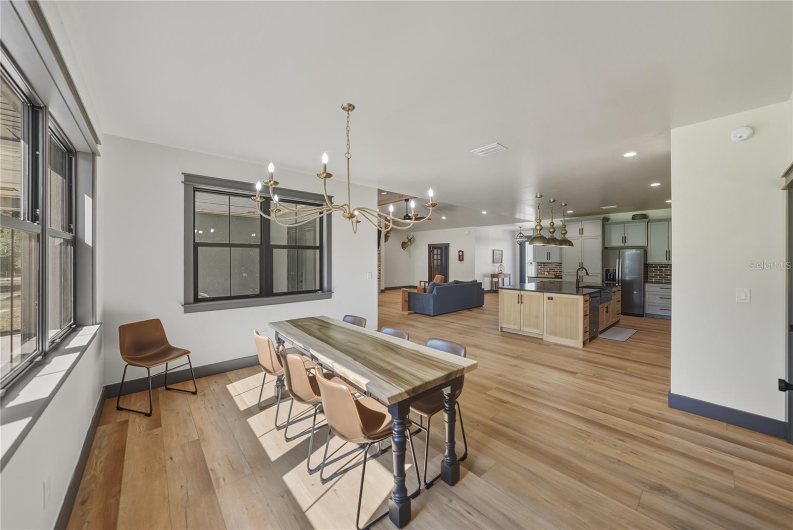 ACREAGE - Residential