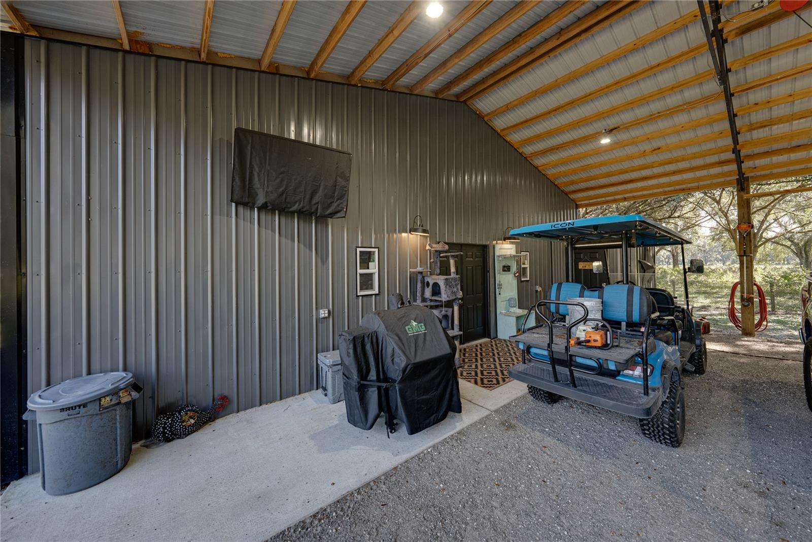 ACREAGE - Residential