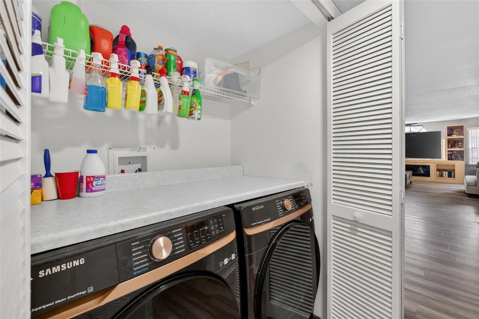 VILLAS AT LAGUNA BAY CONDO - Residential