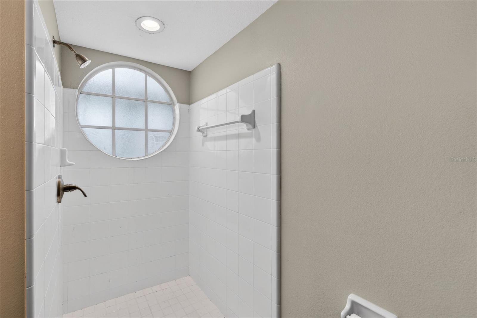 VILLAS AT LAGUNA BAY CONDO - Residential