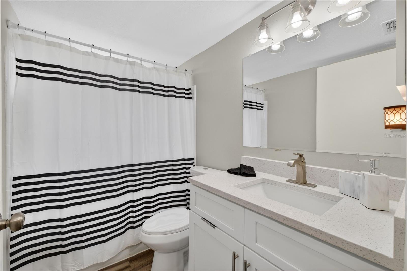 VILLAS AT LAGUNA BAY CONDO - Residential