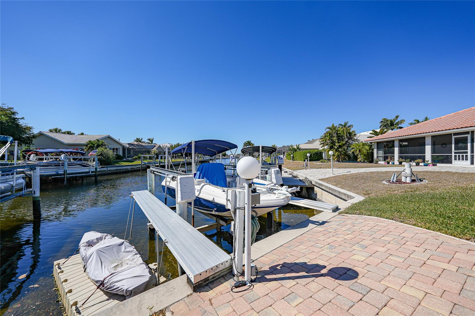 PUNTA GORDA ISLES SEC 08 - Residential