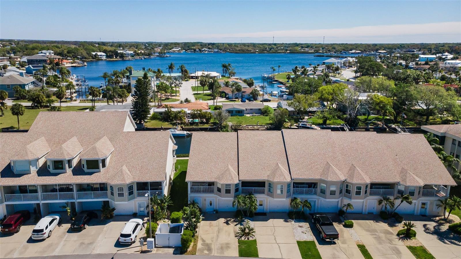 TWNHMS BY GULF SAND PEBBLE PRCL 01 - Residential