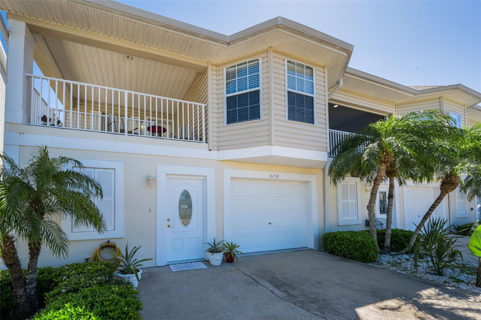 TWNHMS BY GULF SAND PEBBLE PRCL 01 - Residential