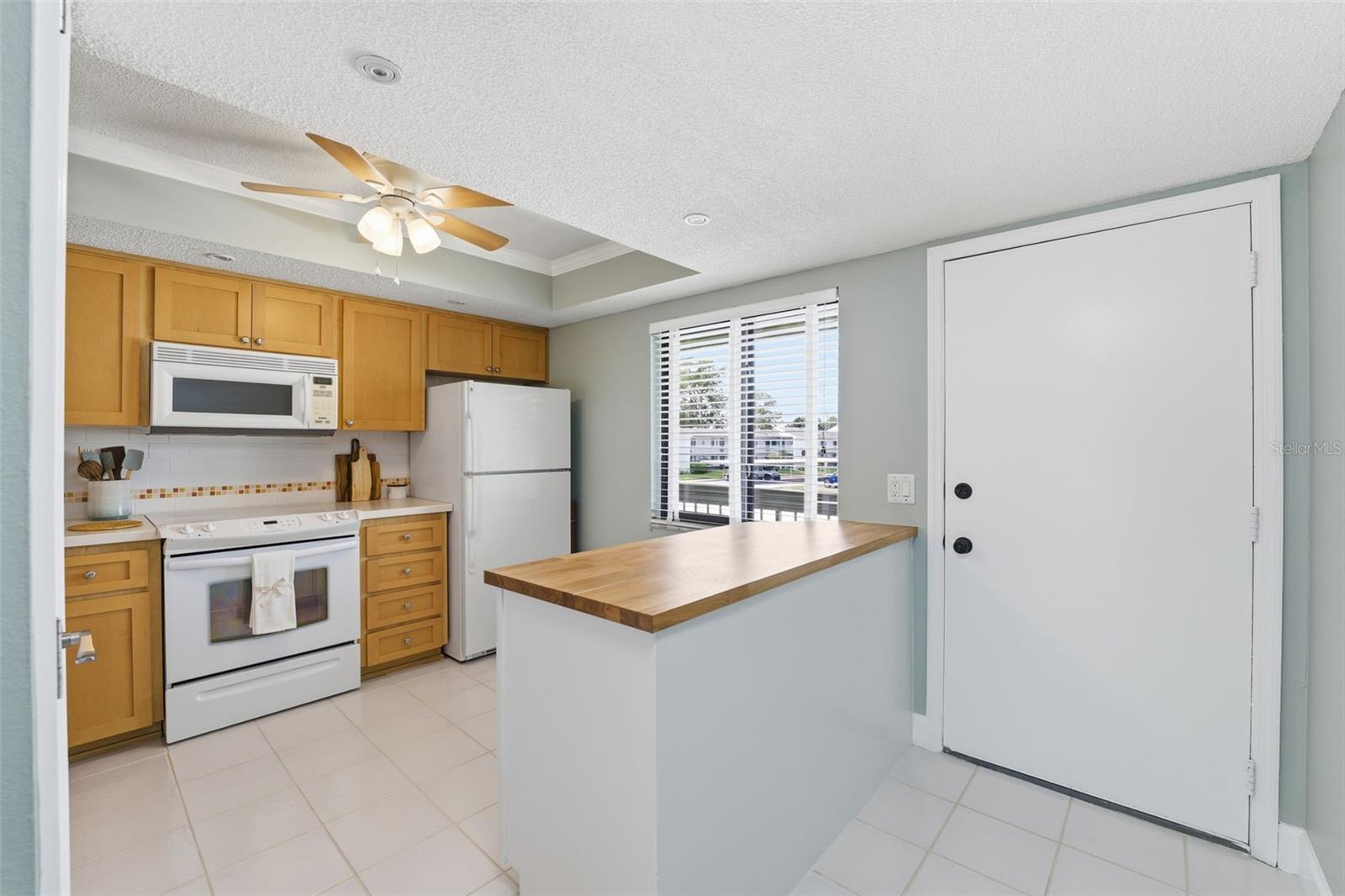 EAST LAKE WOODLANDS CONDO - Residential