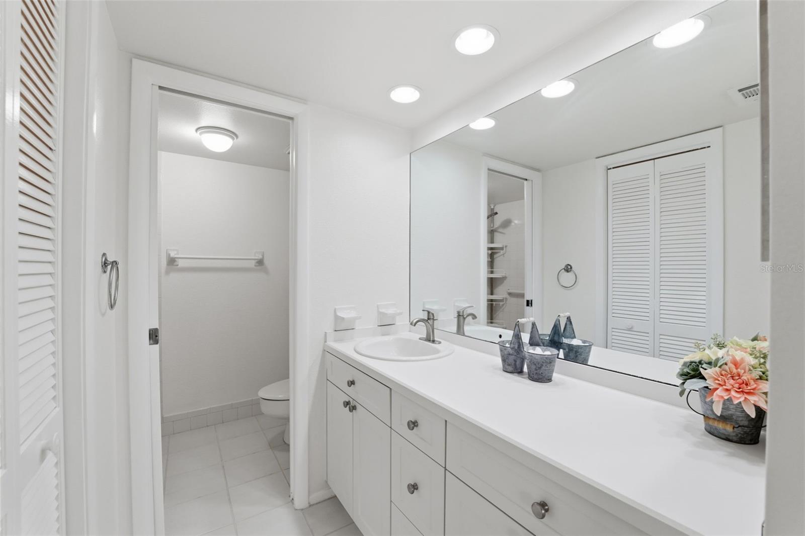 EAST LAKE WOODLANDS CONDO - Residential