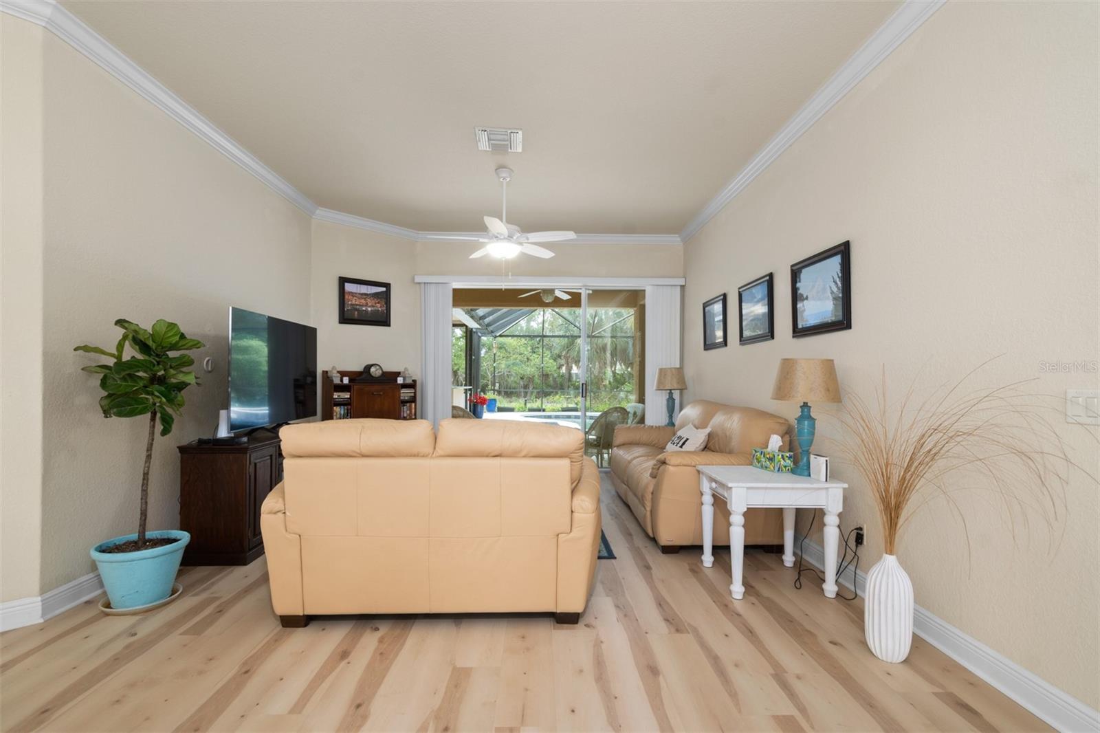 5571 ROCK DOVE DRIVE