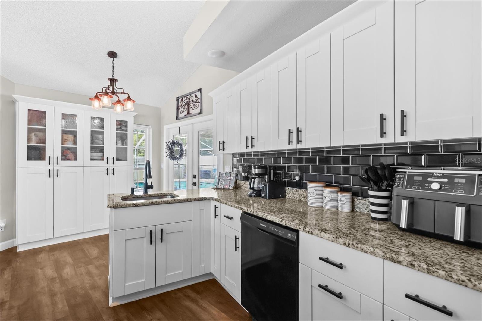 SEVEN HILLS - Residential