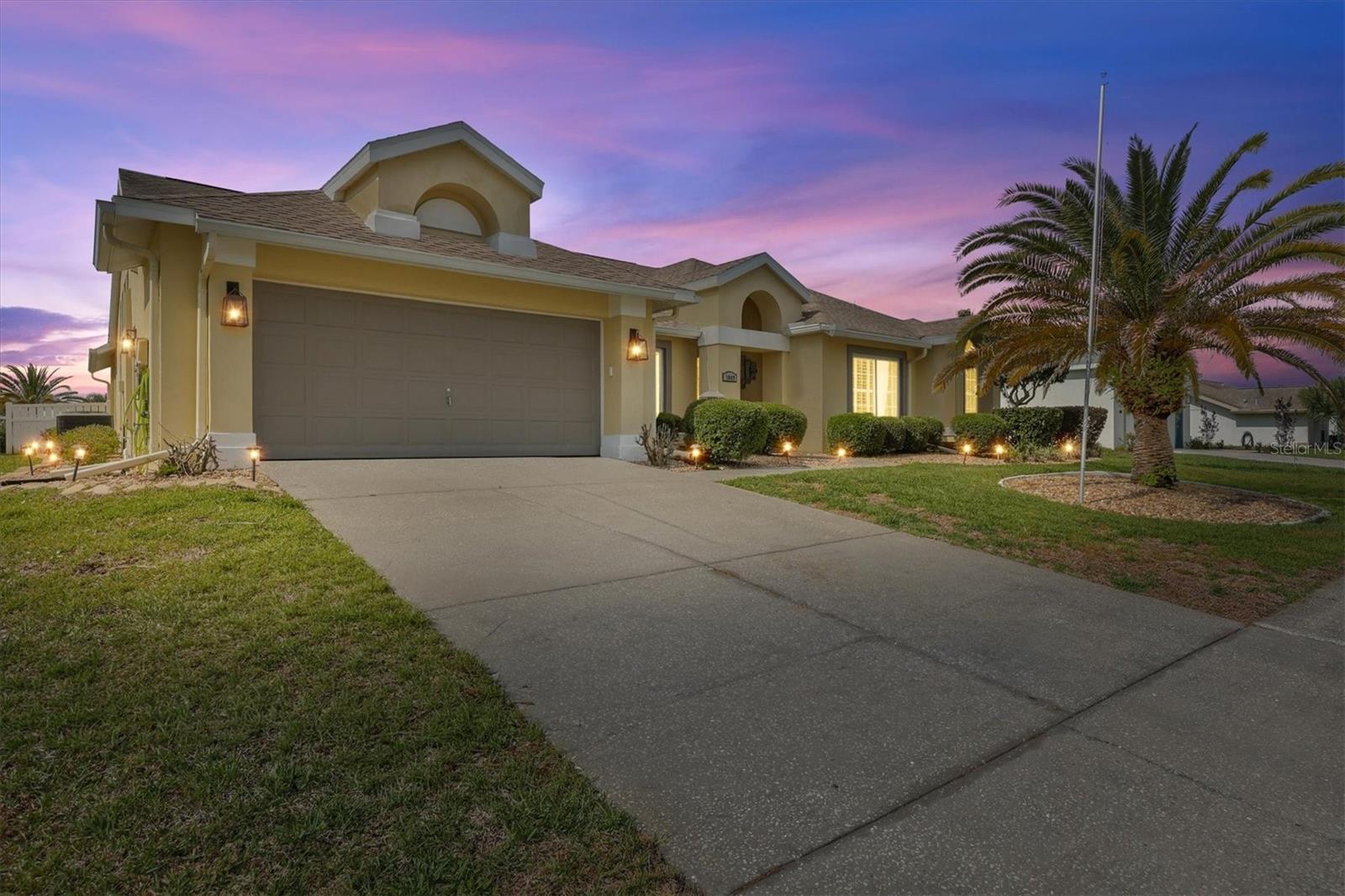 SEVEN HILLS - Residential