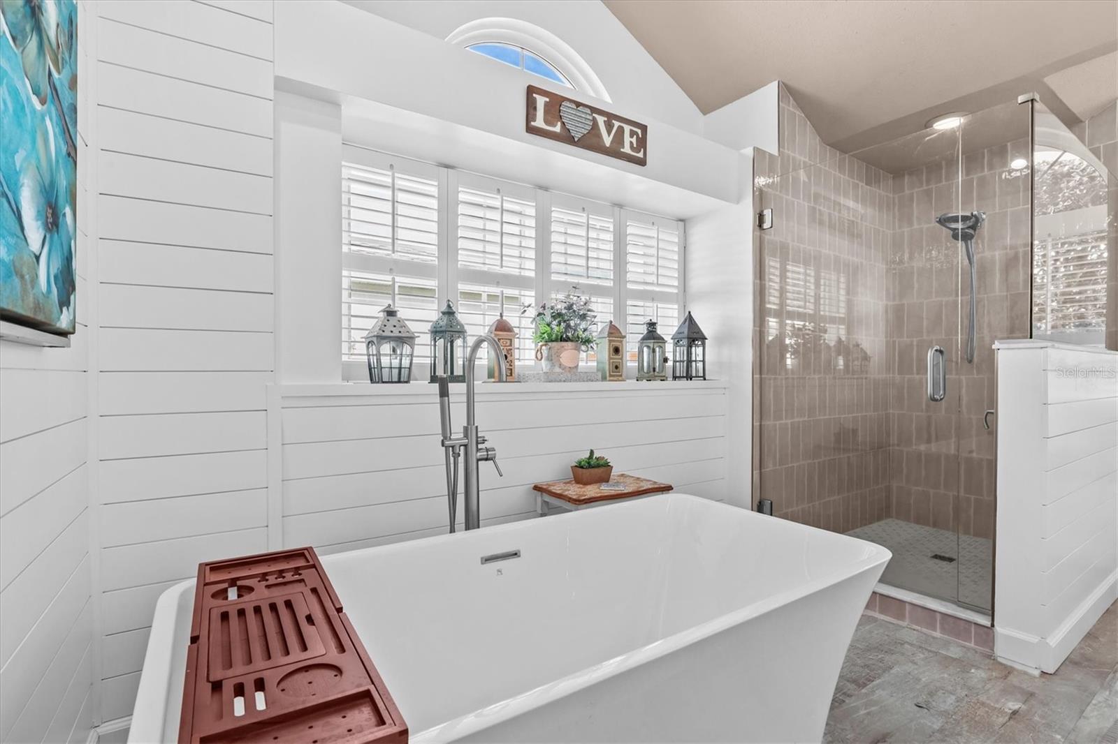 SEVEN HILLS - Residential