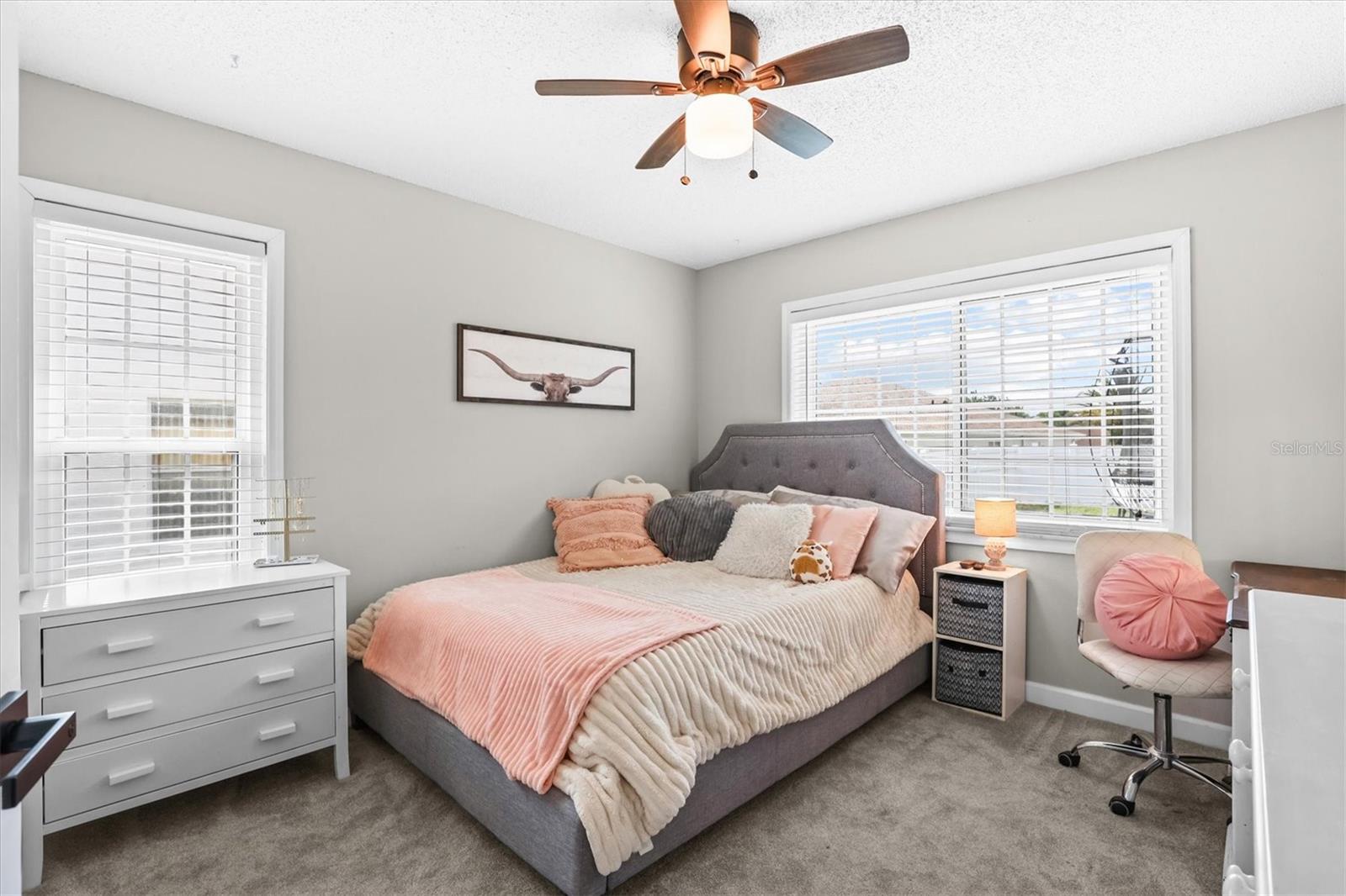 SEVEN HILLS - Residential