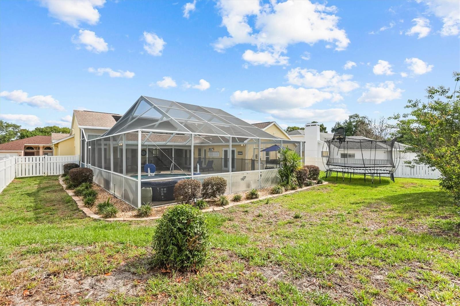 SEVEN HILLS - Residential