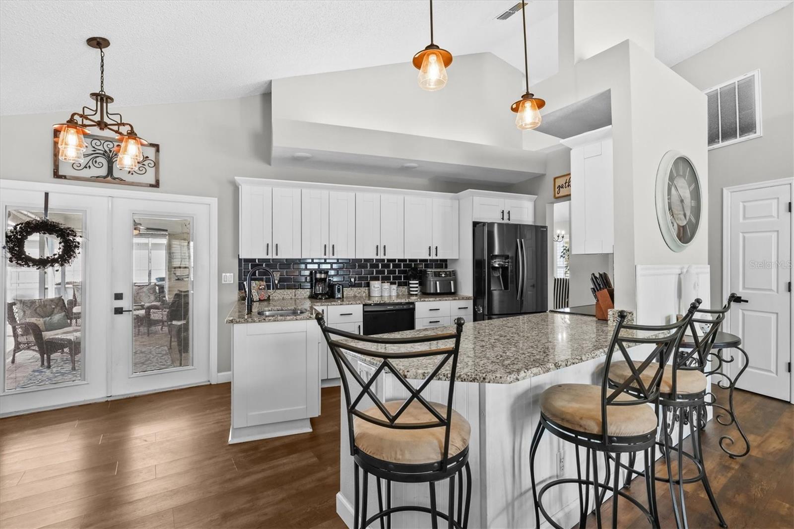 SEVEN HILLS - Residential