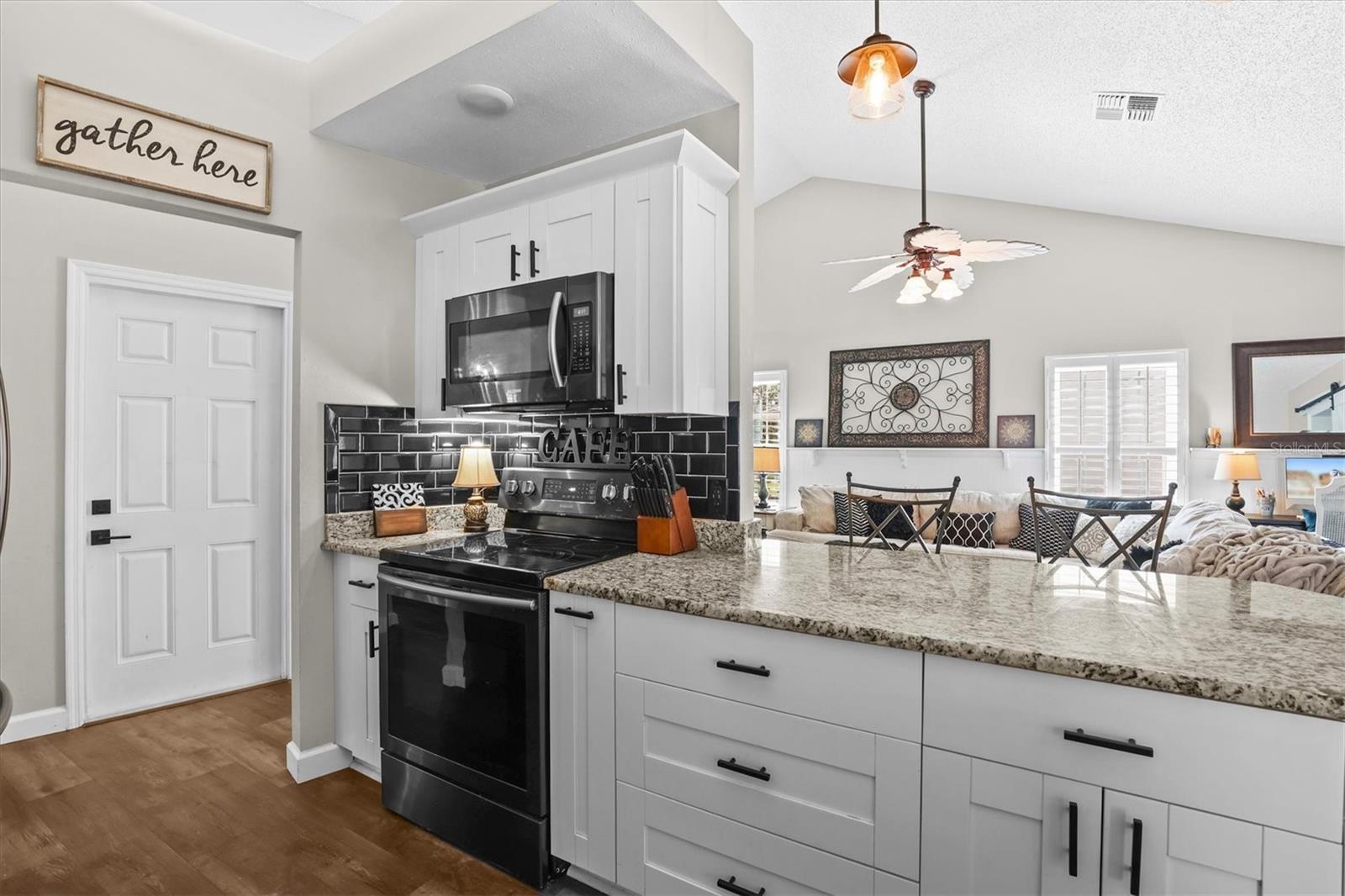 SEVEN HILLS - Residential