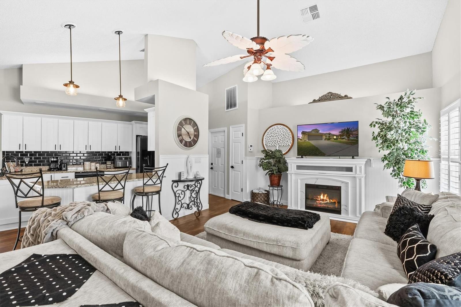 SEVEN HILLS - Residential