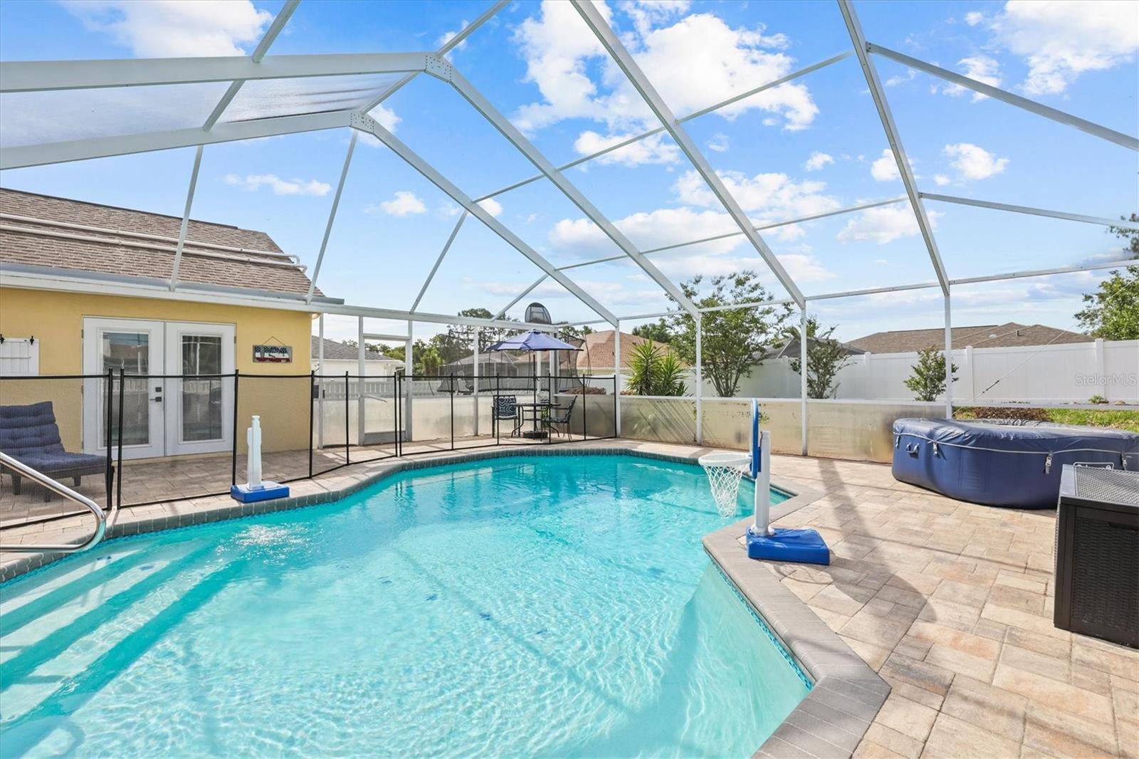 SEVEN HILLS - Residential