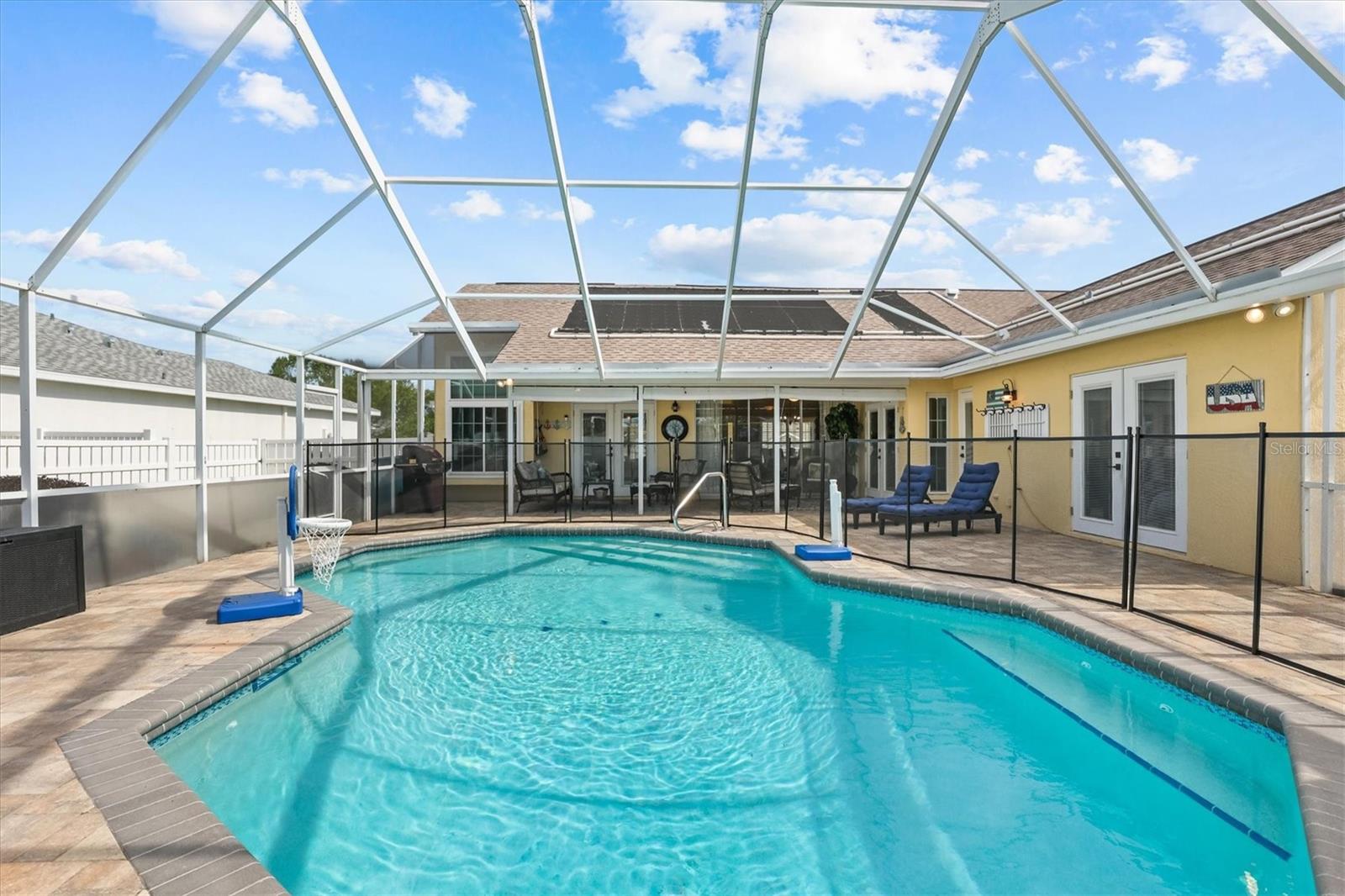 SEVEN HILLS - Residential