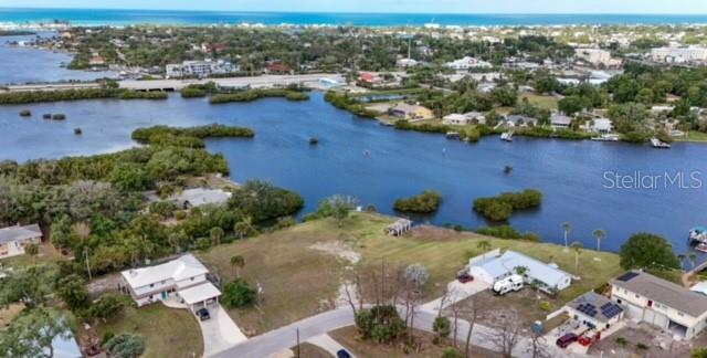 NOKOMIS ACRES - Land