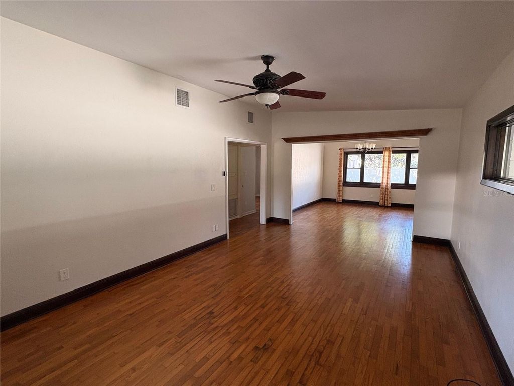 Photo of 1137 Oaks Boulevard, Winter Park, FL 32789 (MLS # O6398089)