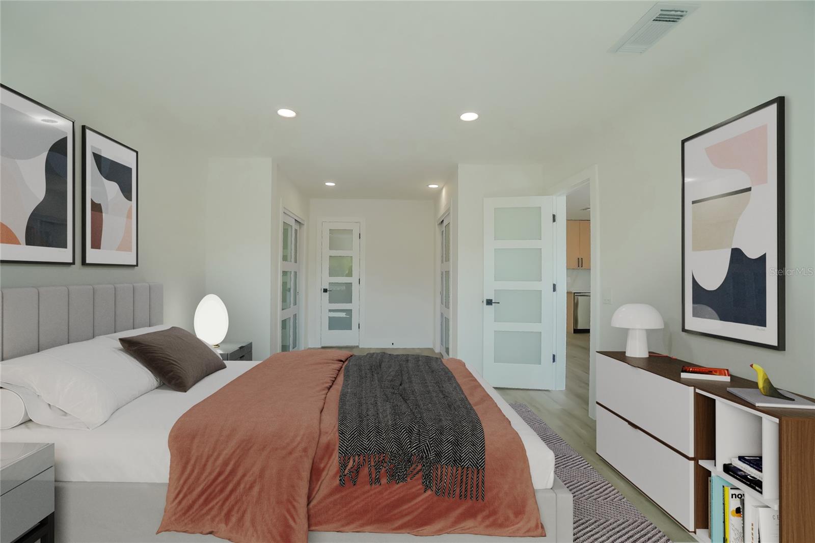 SOUTH VENICE - Residential