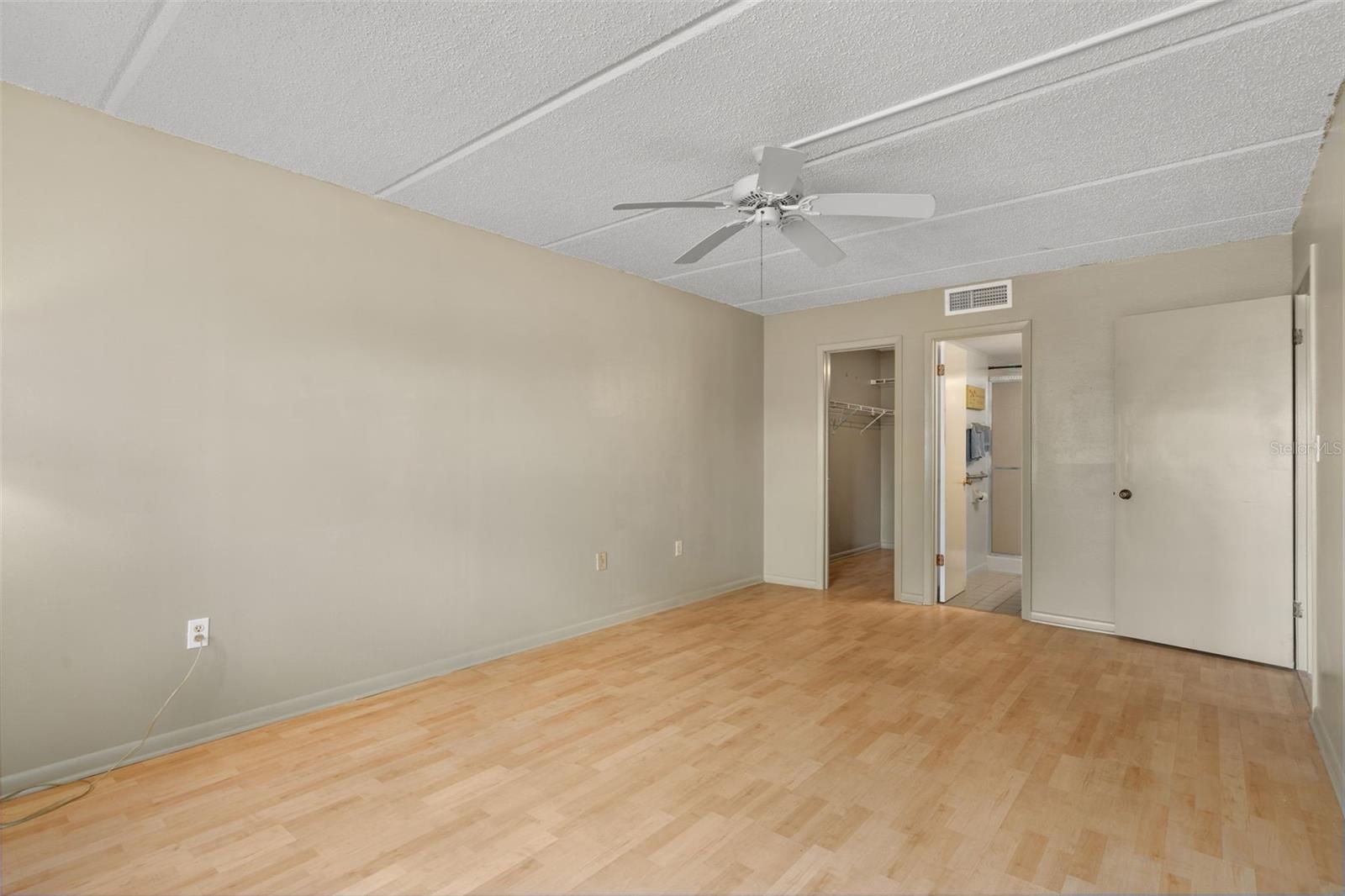 INVERNESS VILLAGE CONDO - Residential