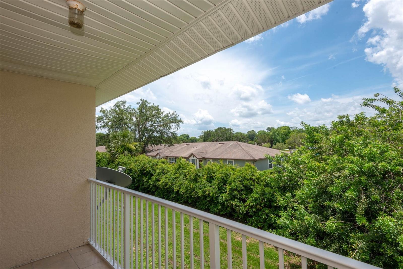 CEDAR POINT CONDO - Residential Lease
