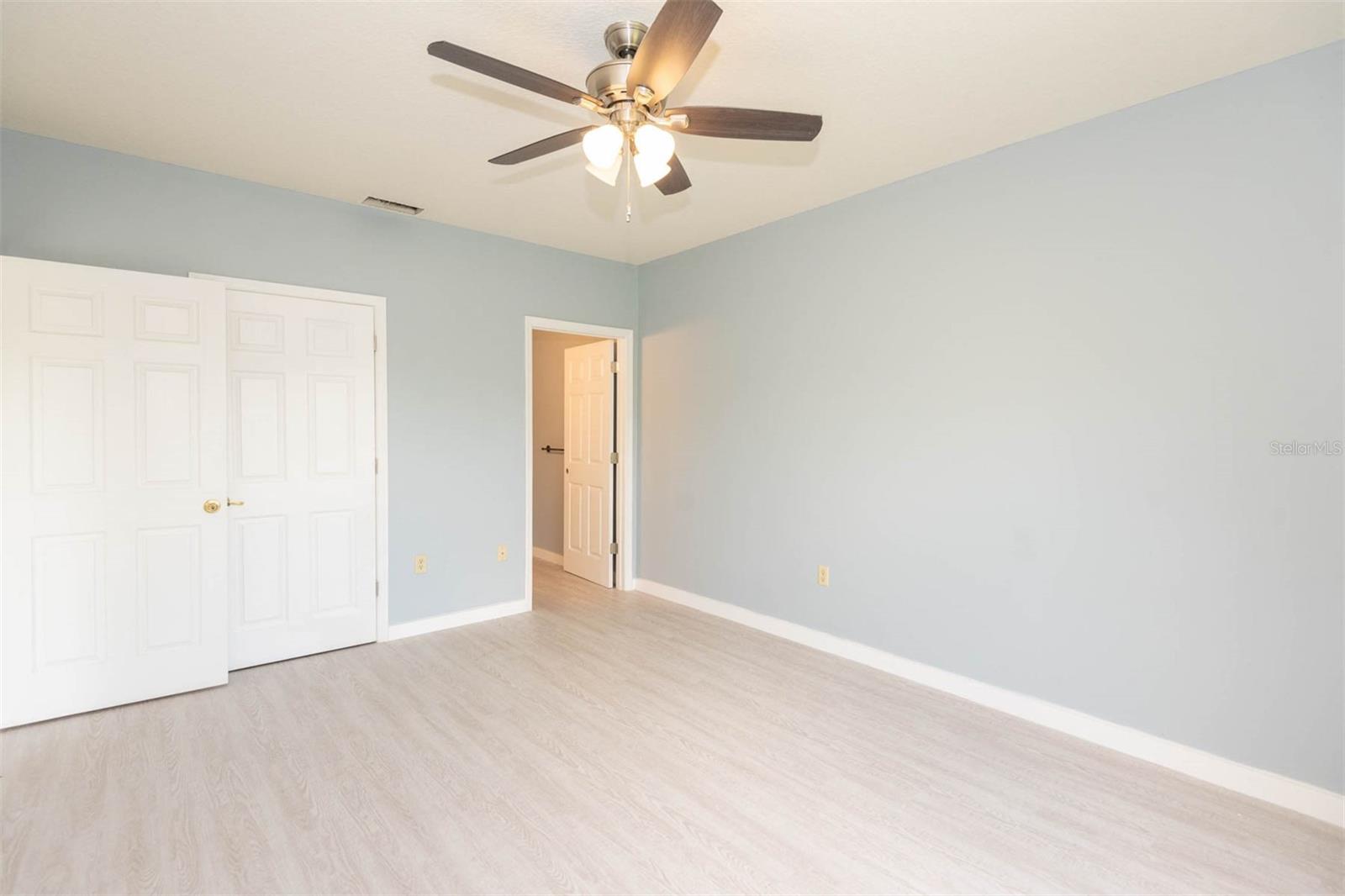 CEDAR POINT CONDO - Residential Lease