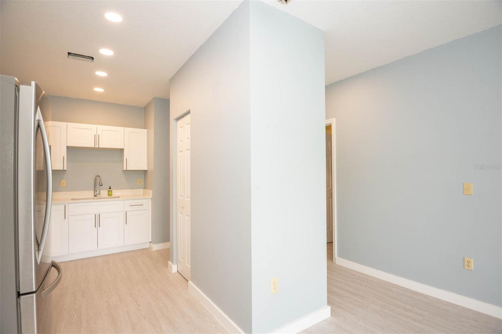 CEDAR POINT CONDO - Residential Lease
