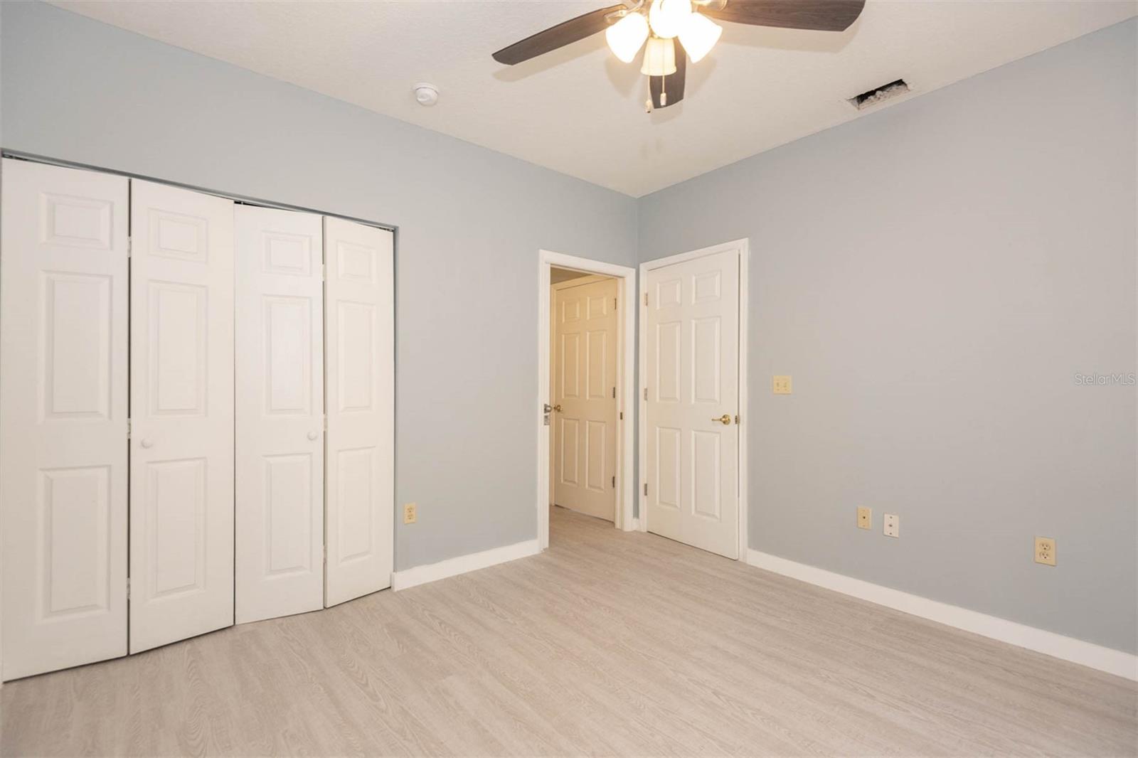 CEDAR POINT CONDO - Residential Lease