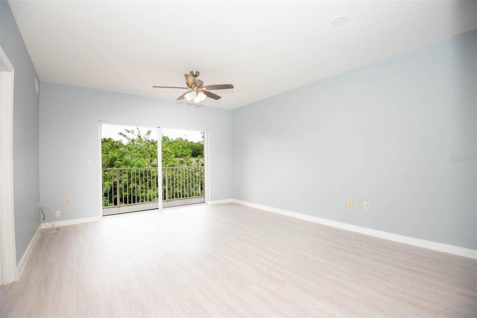 CEDAR POINT CONDO - Residential Lease