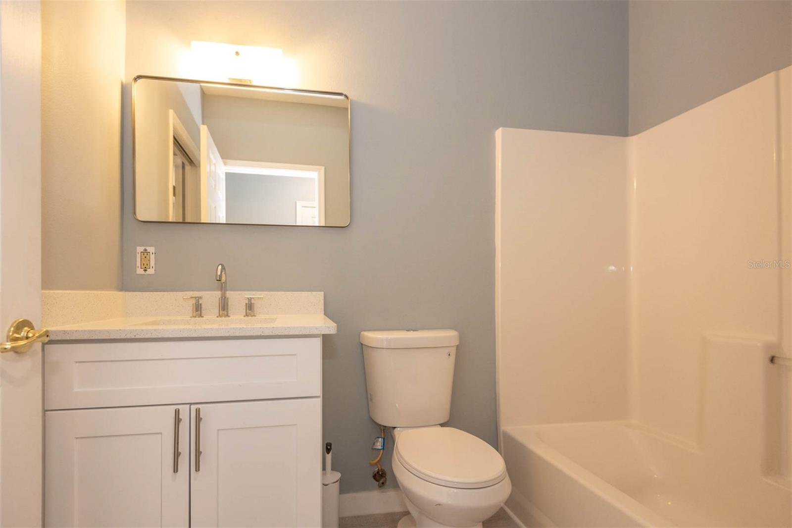 CEDAR POINT CONDO - Residential Lease