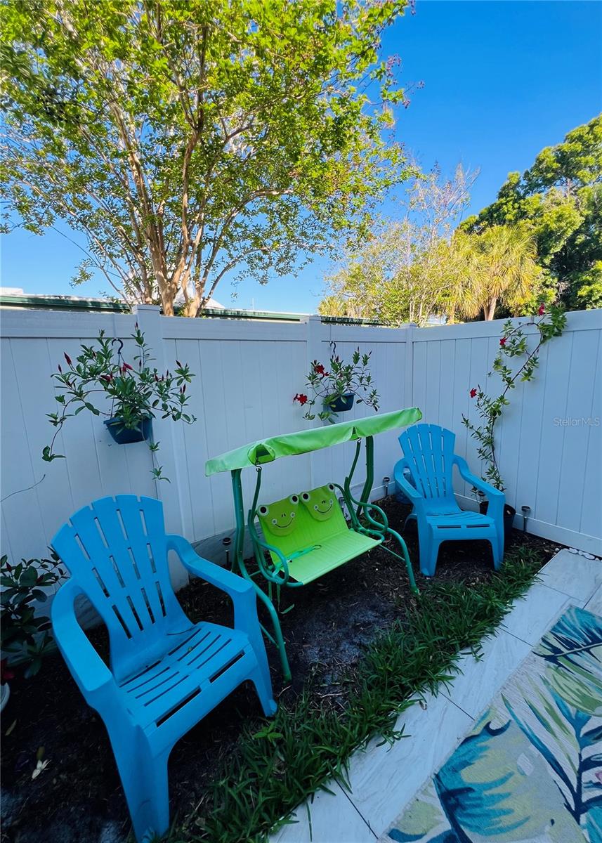 FOUNTAIN SQUARE CONDO - Residential