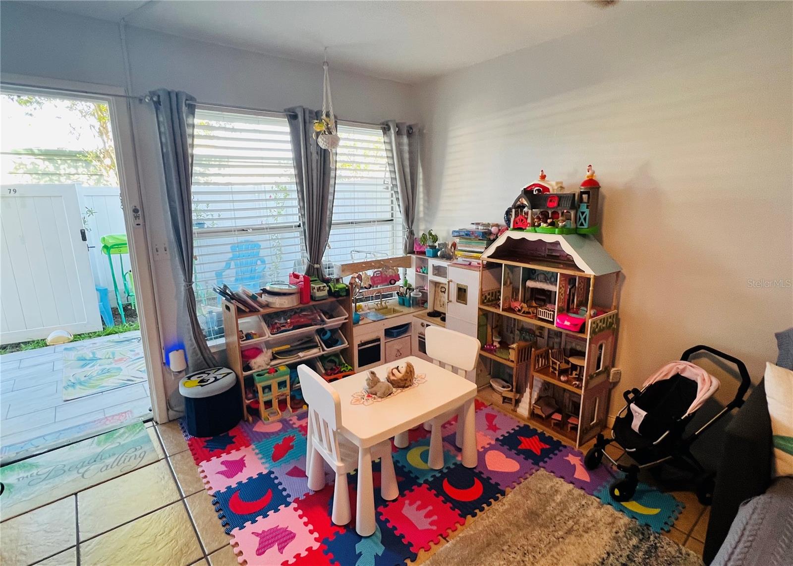 FOUNTAIN SQUARE CONDO - Residential