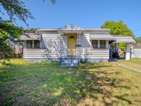 1615 CRESTWOOD DRIVE ORLANDO FL 32804
