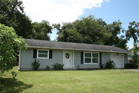 A home in DELAND